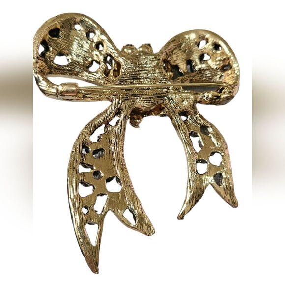 PARIS Brooch Maroon Red Stones with Pearls Gold Metallic Filigree 2.5" … - Picture 7 of 8